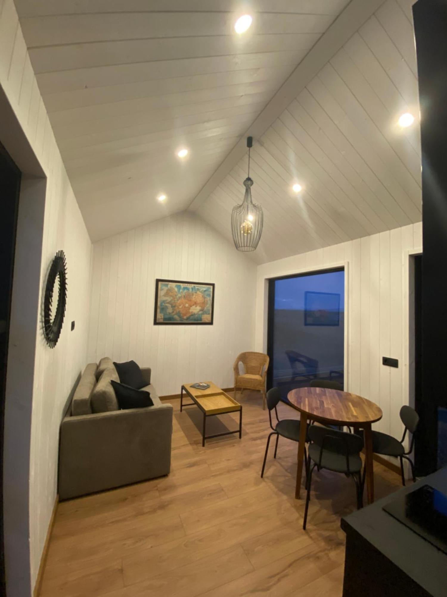 Hamar - Puffin Cottages & Rooms Хвольсведлюр Екстер'єр фото