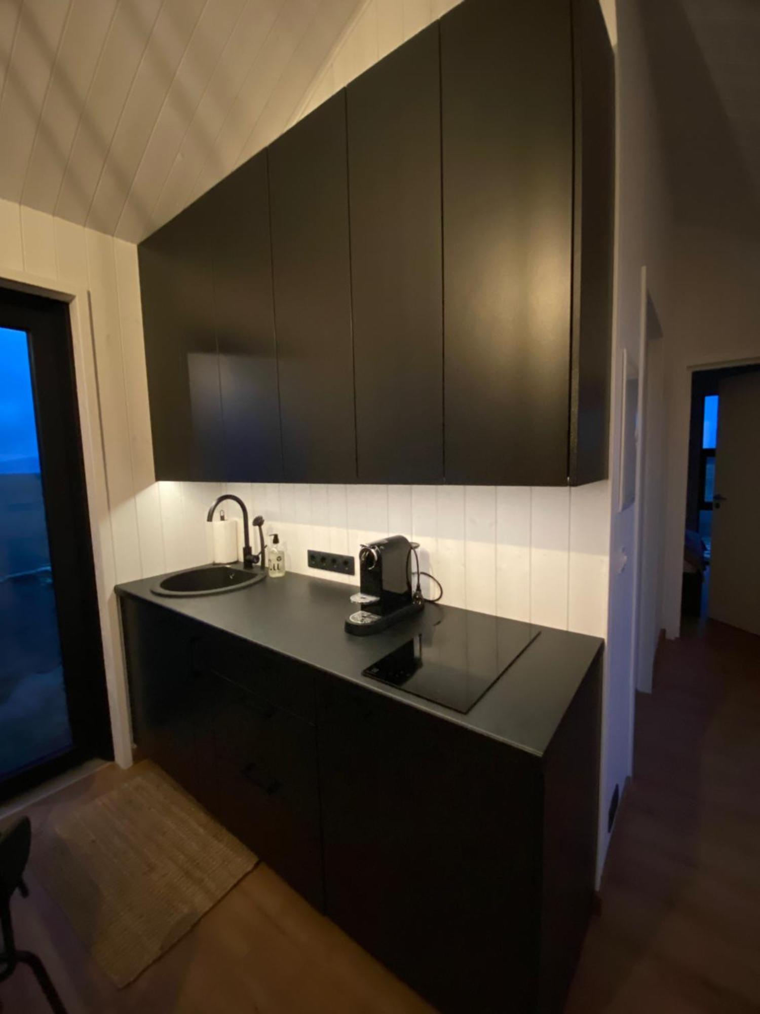 Hamar - Puffin Cottages & Rooms Хвольсведлюр Екстер'єр фото